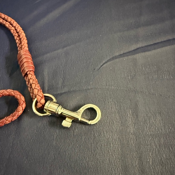 Bottega Veneta Intrecciato Leather Lanyard Key Strap 19” Distressed - Picture 7 of 8